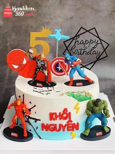 Bánh sinh nhật siêu nhân - Chiến binh dũng cảm